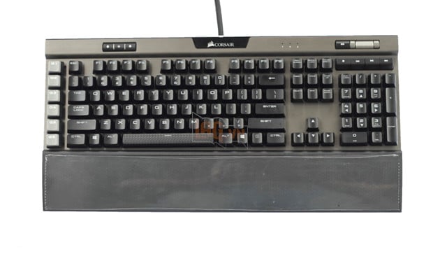  Review Corsair K95 RGB Platinum Gunmetal Speed Switch: Bàn phím cơ max ping cho game thủ  12
