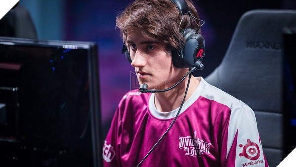 
Exileh đã gắn bó với UOL tới năm thứ 3
