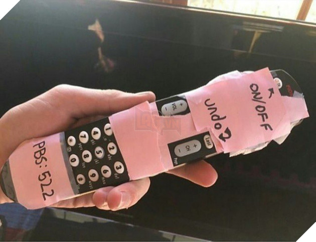 17 hành động khó đỡ của những người bị mắc bệnh mù công nghệ bẩm sinh - Ảnh 1.