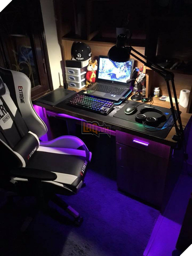 Những góc chơi game siêu lung linh của game thủ Việt đang chờ đón năm mới