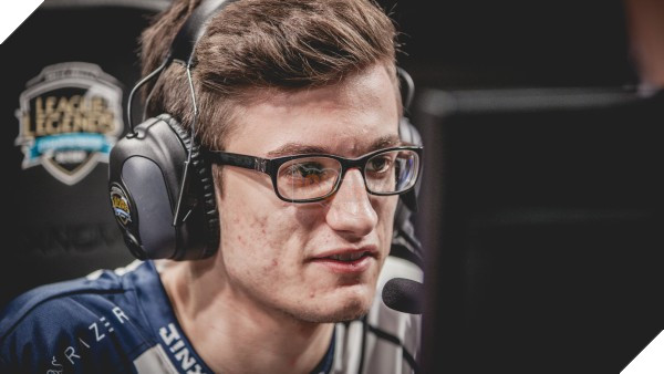 
Lourlo còn có thể phát triển, tuy nhiên có lẽ vẫn sẽ ăn “hành” nhiều ở mùa Xuân
