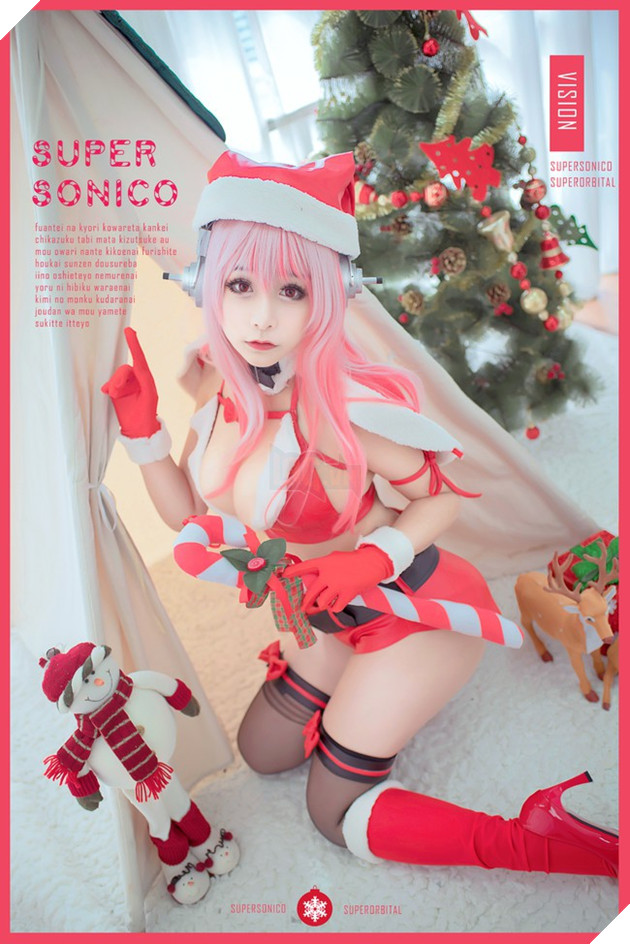 Nóng mắt với cosplay Super Sonico Giáng Sinh cực gợi cảm
