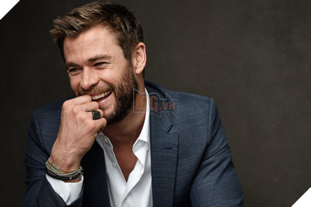 Lộ diện top 100 gương mặt đẹp trai nhất 2017, quyến rũ như Tom Hiddleston cũng chỉ chỉ xếp thứ 65