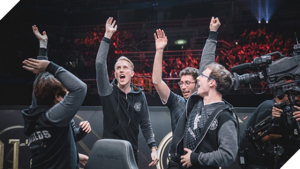 Điểm danh 10 cái nhất của Liên Minh Huyền Thoại 2017: bất ngờ số một GIGABYTE Marines