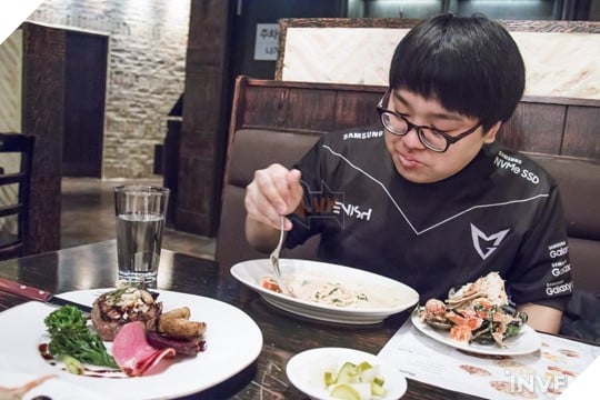 LMHT: Hãy đánh Rank như CuVee, ai chỉ trích mình thì cứ chặn chat rồi đánh tiếp