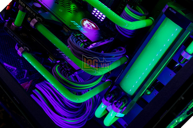 Xuất hiện bộ máy tính cực đẹp trị giá 200 triệu tại Việt Nam, riêng cái vỏ cũng đã 50 triệu rồi