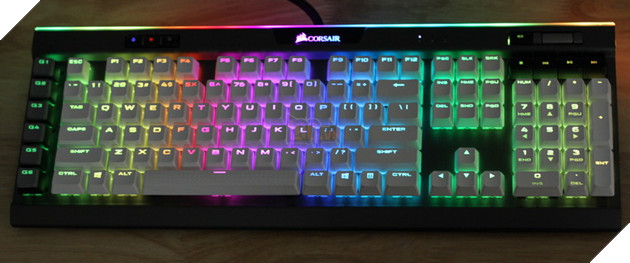 Trên tay set keycap PBT Double-Shot trắng tinh khôi đến từ Corsair: Cực hợp với K95 RGB Gunmetal 14