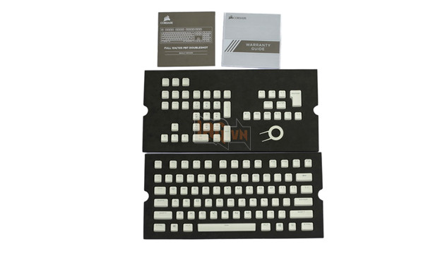 Trên tay set keycap PBT Double-Shot trắng tinh khôi đến từ Corsair: Cực hợp với K95 RGB Gunmetal 6