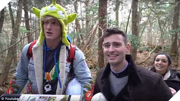 Vào khu rừng tự tử tại Nhật Bản quay video phản cảm, Youtuber nổi tiếng phải xin lỗi sau khi bị MXH phản ứng dữ dội - Ảnh 2.