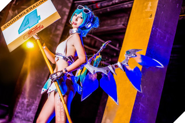 Nóng mắt với cosplay Hatsune Miku cực gợi cảm và nóng bỏng