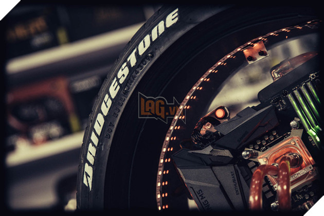 Hết thùng giấy, ống nước bây giờ đến... lốp xe cũng biến thành case máy tính được