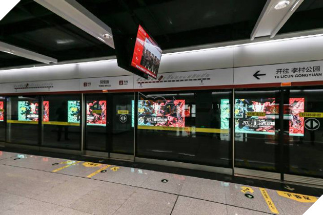 Choáng ngợp hoàn toàn trước sự hoành tráng của Gaming House Snake eSports, thế mới thấy tại sao LMHT Trung Quốc phát triển như vậy