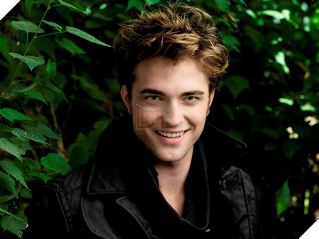 Mái tóc rối bồng bềnh của Robert Pattinson từng là mẫu tóc gây sốt trong năm 2008