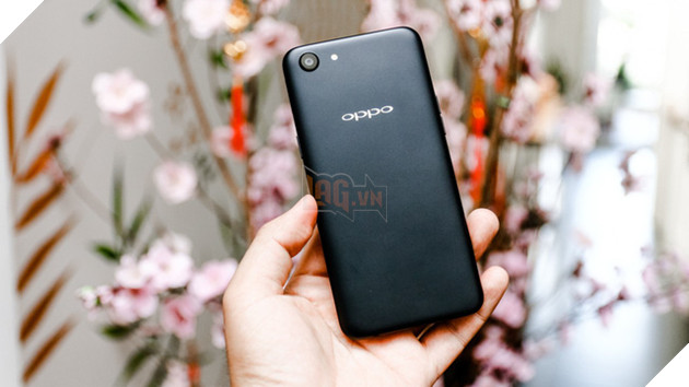 Top 5 smartphone màn hình tràn viền cực đáng sắm trong tầm giá 6 triệu