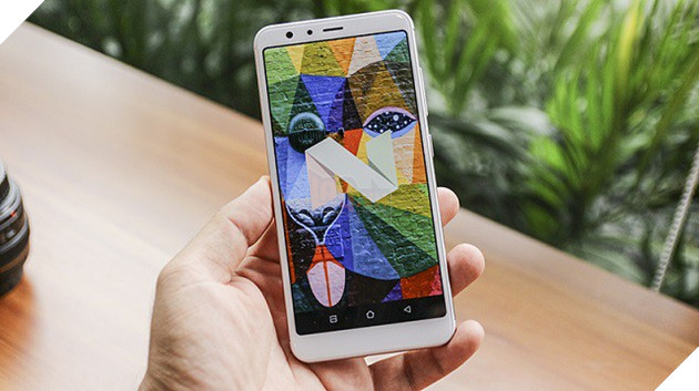 Top 5 smartphone màn hình tràn viền cực đáng sắm trong tầm giá 6 triệu