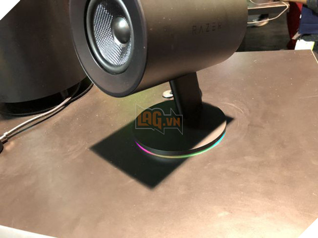 Thật không ngờ, Razer lại có bộ loa gaming 'chân phương' như thế này