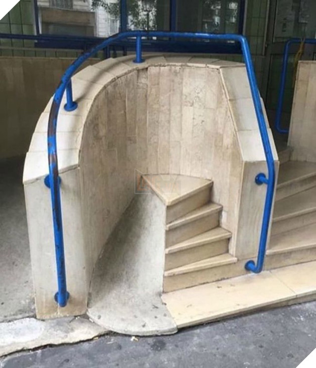 18 công trình kiến trúc thảm họa vẫn hiên ngang tồn tại trong cuộc sống xinh đẹp - Ảnh 21.