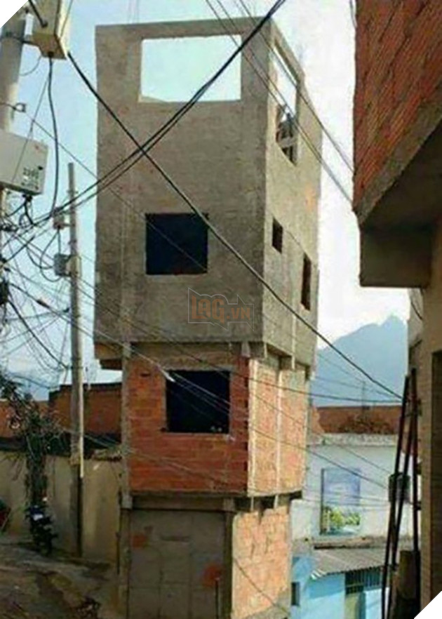 18 công trình kiến trúc thảm họa vẫn hiên ngang tồn tại trong cuộc sống xinh đẹp - Ảnh 9.