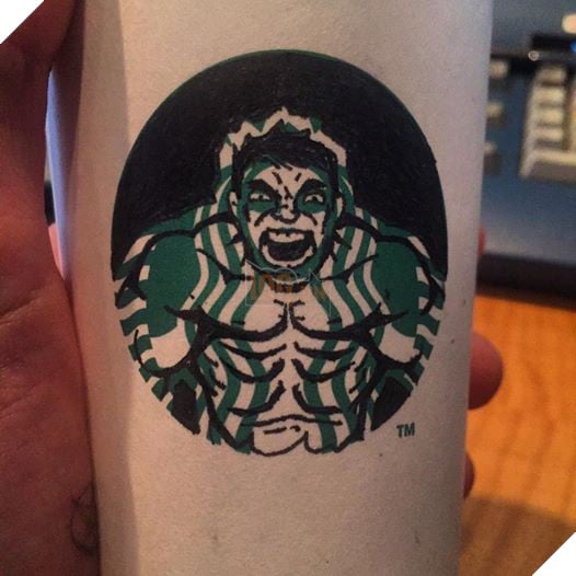 Từ Logo của Starbucks, cư dân mạng đã tạo ra những thiết kế vô cùng ấn tượng