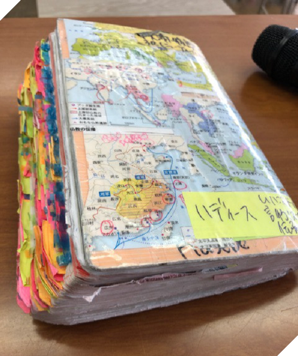 Sách càng nát, học càng giỏi: Cứ xem cuốn sách của học sinh đạt điểm tối đa môn lịch sử trong kỳ thi Đại học ở Nhật sẽ rõ! - Ảnh 2.