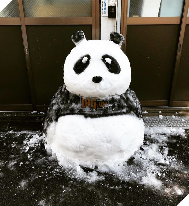 Tuyết rơi dày kỷ lục ở Nhật Bản, người dân đã vô tình tạc nên những bức tượng đẹp tới không ngờ - Ảnh 21.