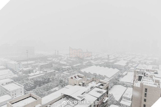 Chưa bao giờ nh&#236;n tuyết rơi m&#224; người h&#226;m mộ lại ng&#225;n ngẩm, thương cho c&#225;c ch&#224;ng trai U23 Việt Nam đến vậy - Ảnh 5.