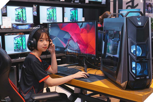 Việt Nam chính thức có "siêu thị" dành riêng cho game thủ, vào chơi thử chán chê rồi mới chọn mua