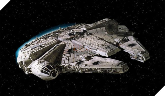 Khán giả sẽ được nhìn thấy "nội thất" của con tàu Millennium Falcon lúc còn "mới cóng"