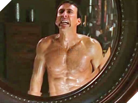 
Bộ ngực cơ bắp như cao su của Nicolas Cage trong Ghost Rider
