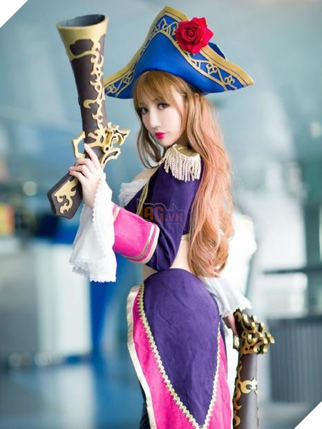 LMHT: Tổng hợp bộ ảnh cosplay Miss Fortune Thuyền Trưởng “bắn phát chết” 4