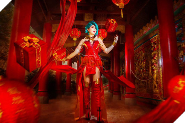 Liên Quân Mobile: Ngắm nhìn bộ ảnh cosplay Natalya và Violet cực rực rỡ trong ngày đầu năm mới