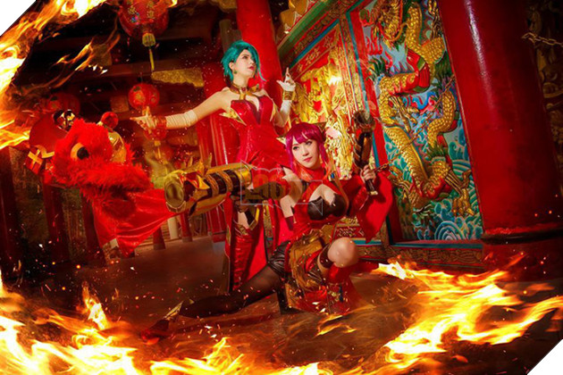 Liên Quân Mobile: Ngắm nhìn bộ ảnh cosplay Natalya và Violet cực rực rỡ trong ngày đầu năm mới