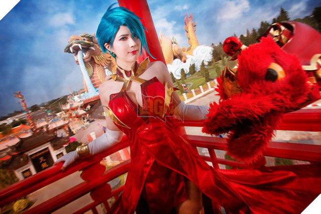 Liên Quân Mobile: Ngắm nhìn bộ ảnh cosplay Natalya và Violet cực rực rỡ trong ngày đầu năm mới