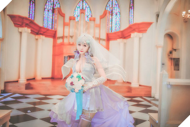 Bỏng mắt với bộ ảnh cosplay tuyệt đẹp về kiều nữ HMS Illustrious trong game Azur Lane