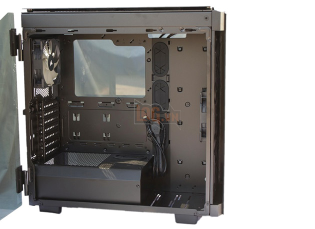 Corsair ra mắt case máy tính Obsidian 500D Tempered Glass tại Việt Nam.  5