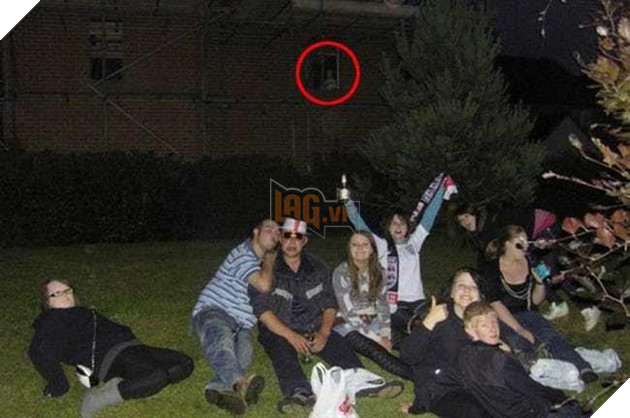 Nếu bạn không tin ma có thật, những hình ảnh này sẽ khiến bạn phải suy nghĩ lại