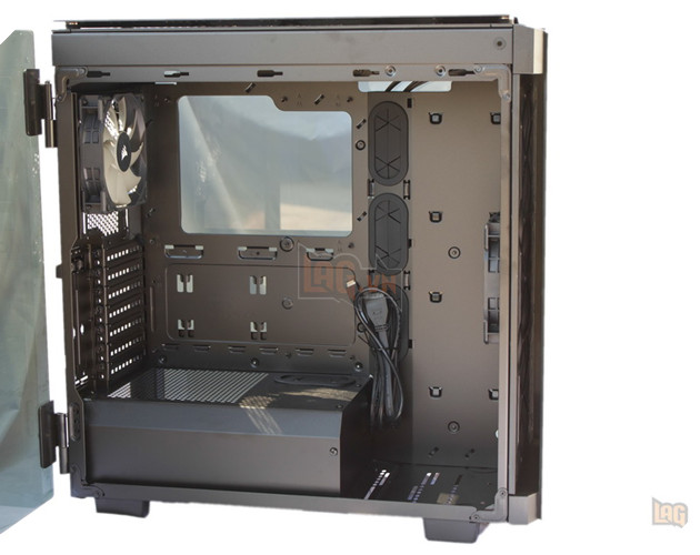  Review Corsair Obsidian 500D: Kính cường lực, nhôm xước và tất cả những gì bạn muốn 14