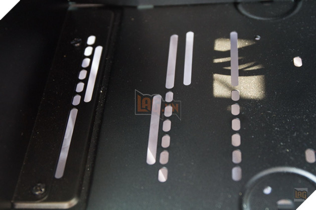  Review Corsair Obsidian 500D: Kính cường lực, nhôm xước và tất cả những gì bạn muốn 16