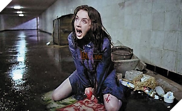 Xúc tu bạch tuột: Từ bức tranh cổ nổi tiếng của Nhật Bản cho đến bộ phim giành giải Sư Tử Bạc 4