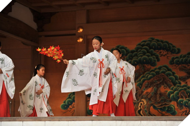 Truyen thuyet Nhat Ban ve 4 vi Am Duong Su trong Onmyoji 7 Truyền thuyết Nhật Bản về 4 vị Âm Dương Sư trong Onmyoji 7