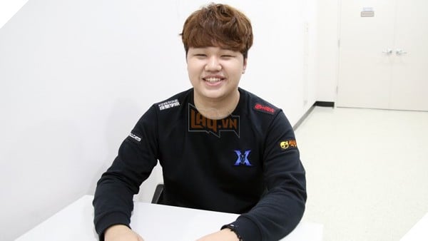 Theo như Peanut, Bang và PraY là hai tuyển thủ dùng Ezreal tốt nhất tại LCK