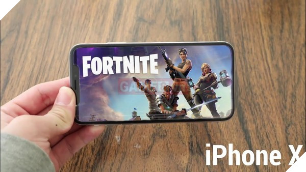 Fortnite Mobile bất ngờ tung trailer trên iPhone X đẹp không tì vết, khiến dân tình náo loạn