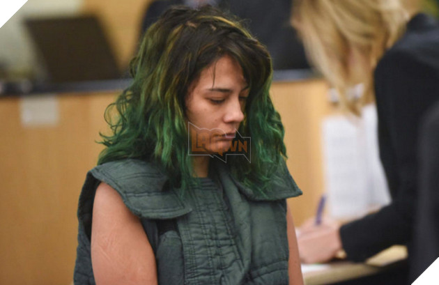 Cắm mặt chơi PUBG cả ngày, thanh niên bị bạn gái đâm bằng đao Nhật, suýt nữa mất mạng 