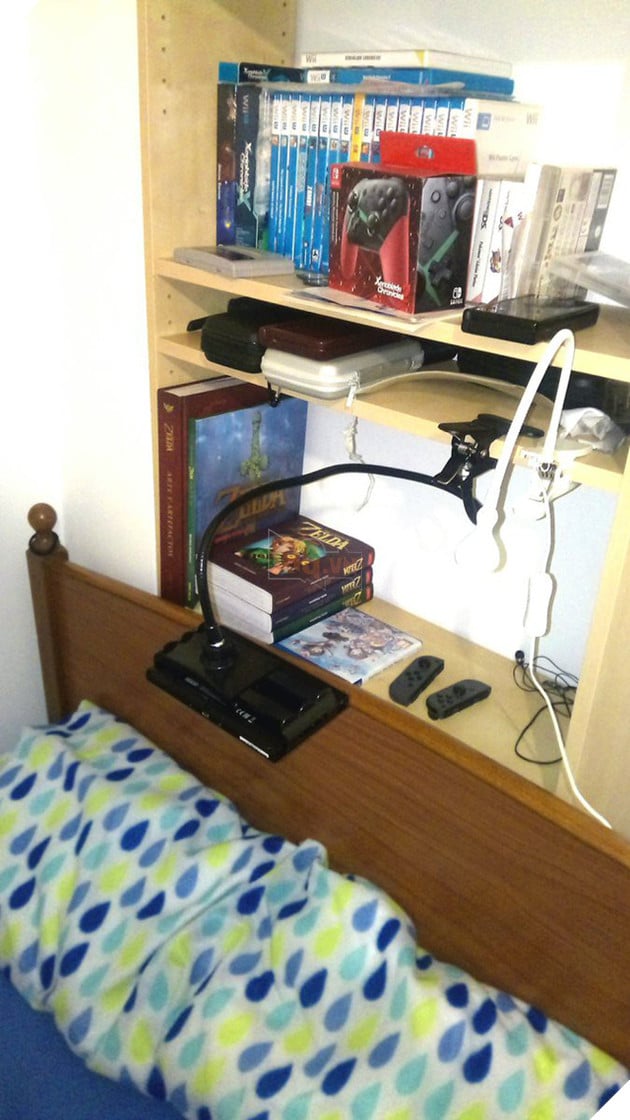 Ngồi chơi thôi cũng mệt, game thủ Nhật Bản khoe cách vừa nằm vừa chơi Nintendo Switch mà không bị rơi vào mặt