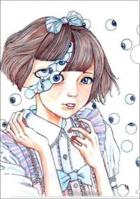 Shintaro Kago tranh kinh dị chính là hiện thân của sự đặc biệt. Với các hình ảnh siêu thực, thế giới của Shintaro sẽ đưa bạn đến những cung điện tàn bạo của tình yêu và sự tha hóa. Hãy sẵn sàng cho một cuộc phiêu lưu điên rồ này!