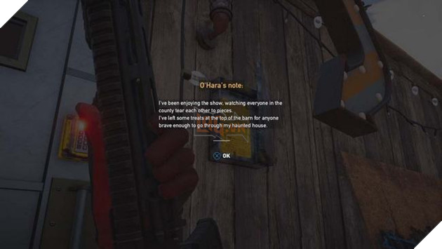 Tờ giấy ghi chú bắt đầu nhiệm vụ mở điện cánh cửa nhà kho