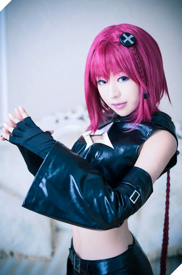 Lạnh lẽo nhưng dịu dàng cùng cosplay Kurosaki Mea xuất sắc của bộ To Love Ru Darkness 12