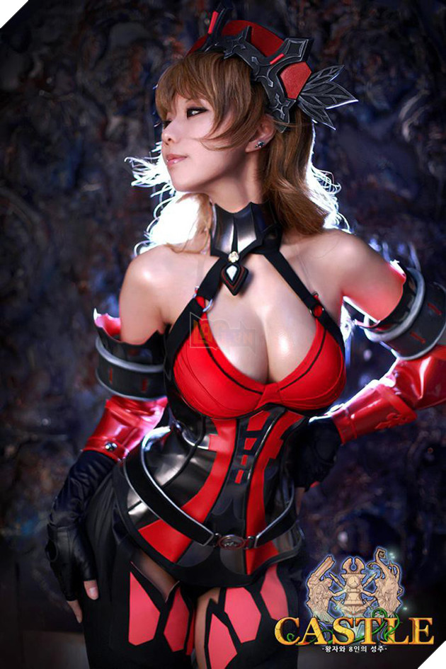 Chảy máu mũi với bộ ảnh cosplay CASTLE của hai kiều nữ Tasha và Doremi