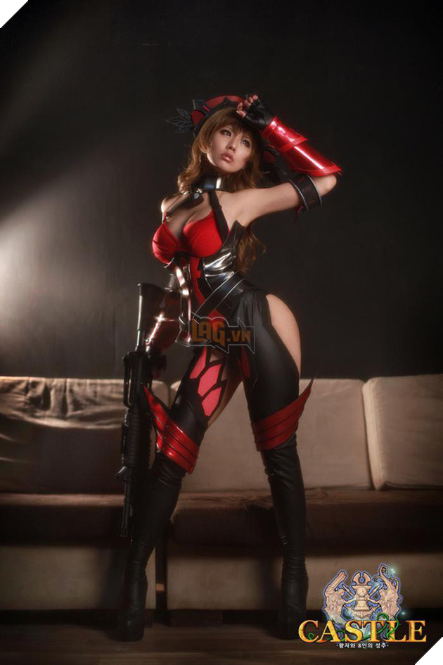Chảy máu mũi với bộ ảnh cosplay CASTLE của hai kiều nữ Tasha và Doremi