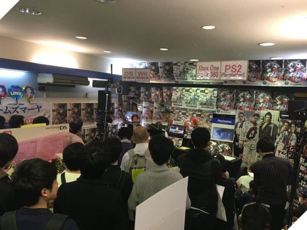Ngay cả đến cửa hàng game lâu đời nhất Nhật Bản cũng đã phải đóng cửa, phải chăng thời đại của đĩa game sắp kết thúc?
